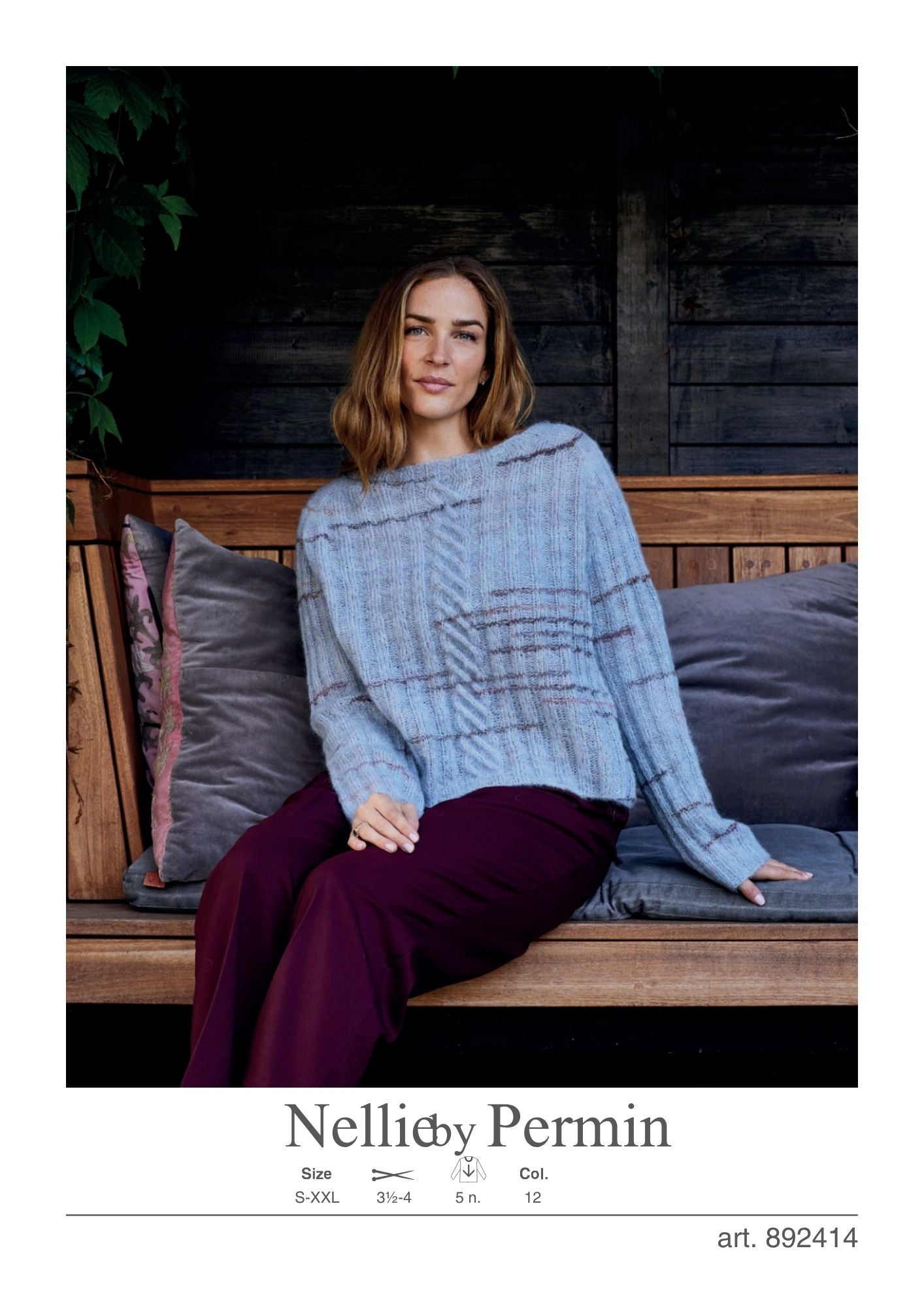 Bluse i bred rib med snoninger, Strikkeopskrift i Nellie by Permin, art. 892414