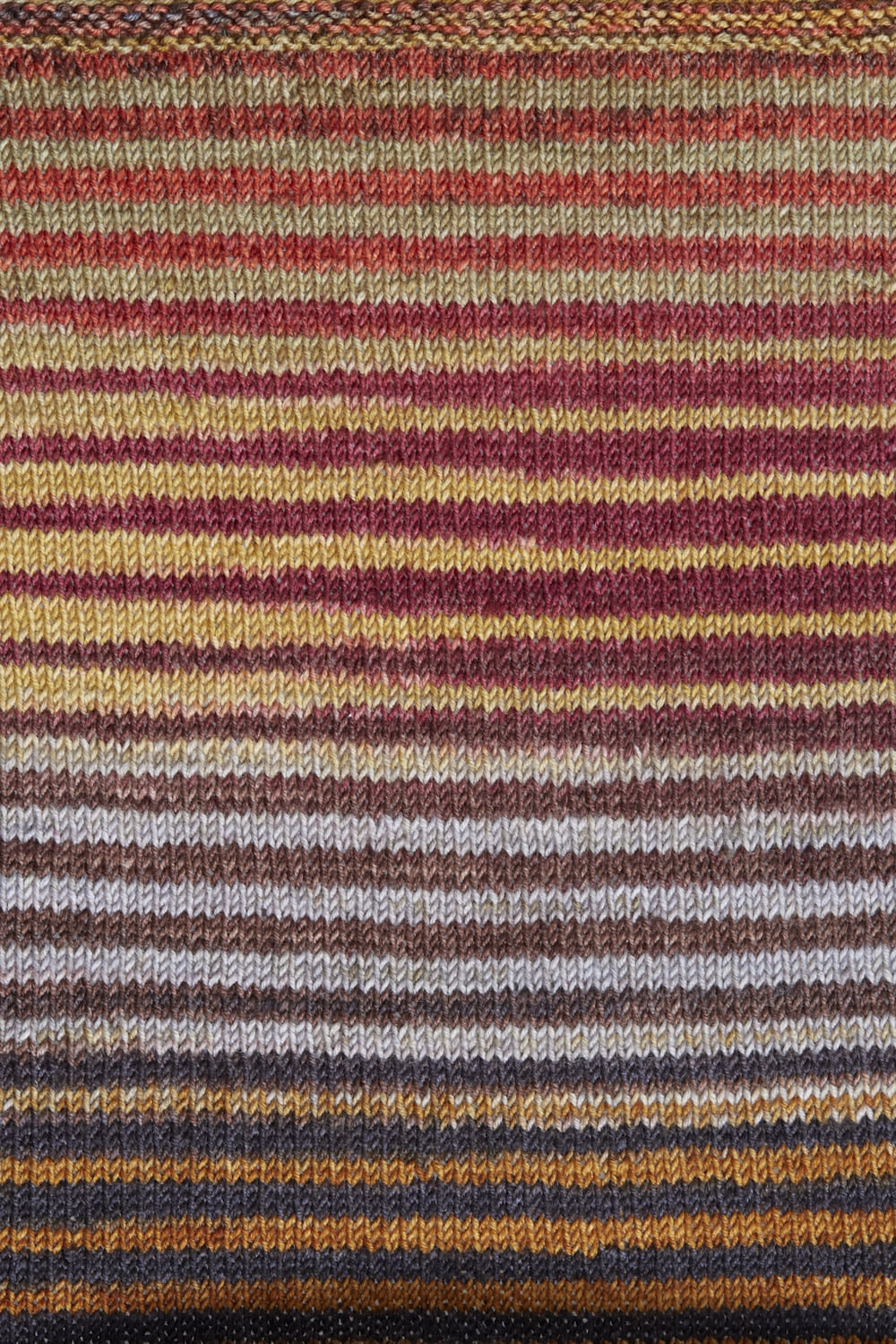Marsk-tørklæde Strikkekit - Urth Yarn