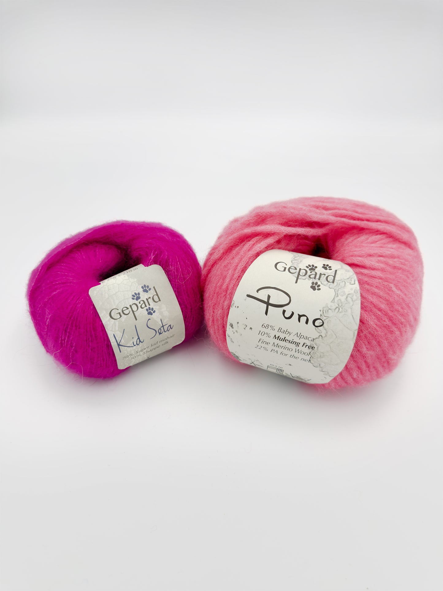 Strikkekit til Festival Poncho - et GarnbyJacobsen design.
