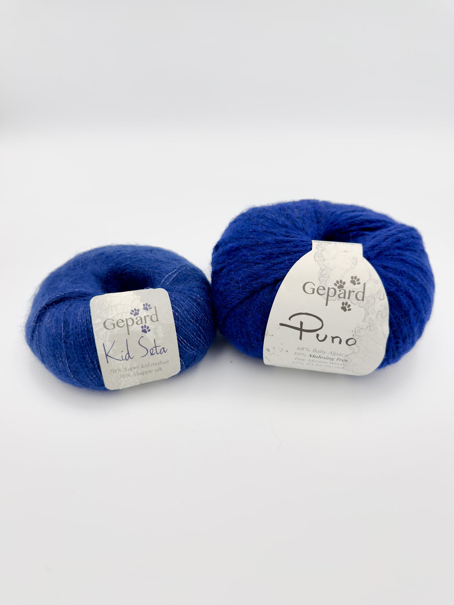 Strikkekit til Festival Poncho - et GarnbyJacobsen design.