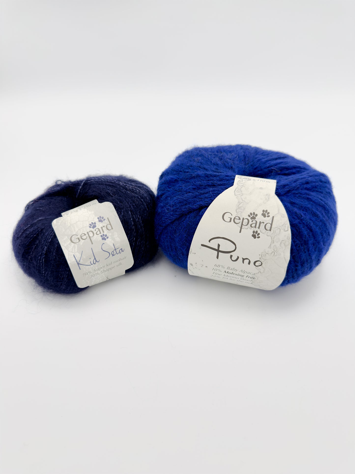 Strikkekit til Festival Poncho - et GarnbyJacobsen design.