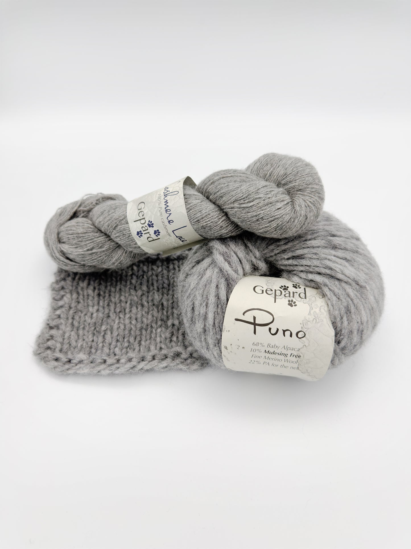 Strikkekit til Festival Poncho - et GarnbyJacobsen design.